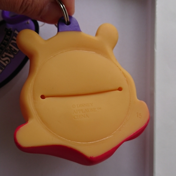 Winnie the Pooh, Disney - Pooh Treasure Keeper keychain - Picture 6 of 9